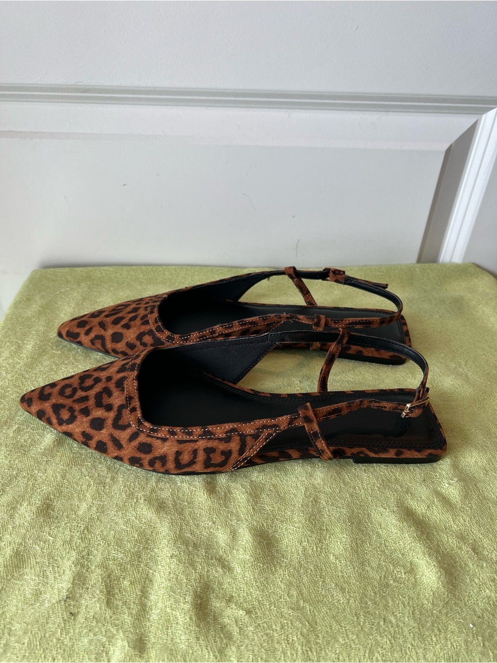 ASOS Leopard Print Pointed Slingback Flats. Size 8